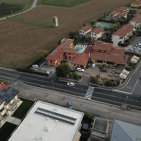 Appartamenti Villa Campo Rosso Cola  Exterior photo